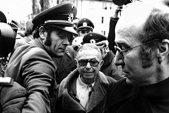 Le 4 décembre 1974, Jean-Paul Sartre rend visite à Andres Baader à la prison de Stuttgart-Stammheim
