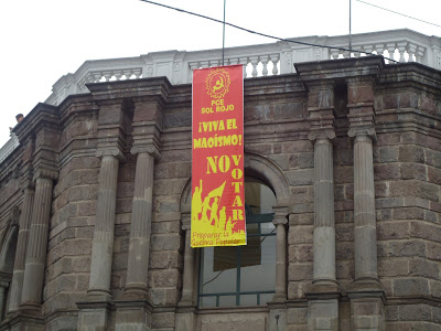 pce_sol_rojo_les_elections_le_processus_les_resultats_2.jpg