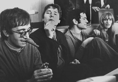 Thorwald Proll, Horst Söhnlein, Andreas Baader, Gudrun Ensslin, octobre 1968, lors du procès pour incendie. 