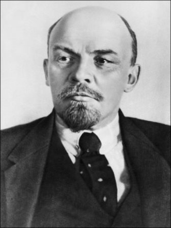 la_revolution_russe_la_bataille_pour_le_positionnement_du_parti_bolchevik_5.jpg