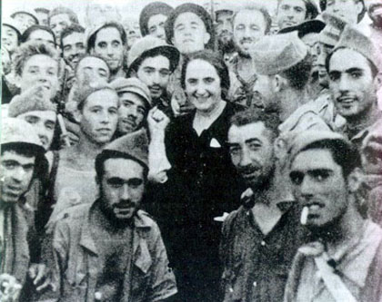 dolores_ibarruri_1.jpg