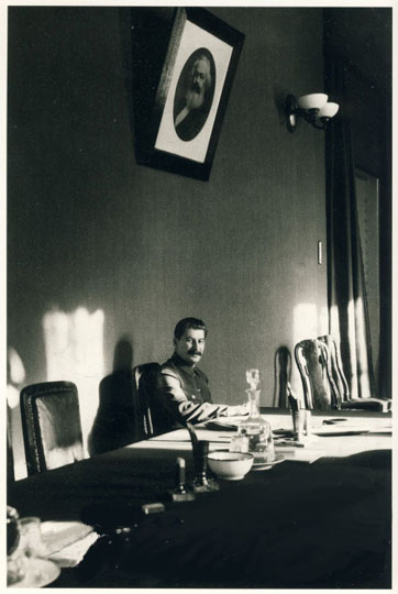 les_amities_belgo-sovietiques_commemorent_le_xxviie_anniversaire_de_l_urss.jpg