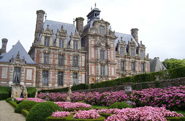 chateau-beaumesnil.jpg