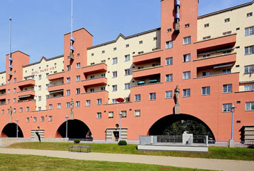 wien-karl-marx-hof.jpg