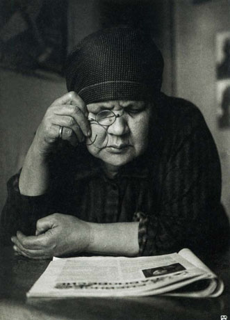 La mère d’Alexandre Rodtchenko, prise par lui en photo en 1924