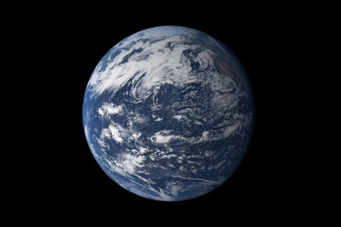 La planète bleue, image synthétisée à partir des données d’un satellite de la NASA.
