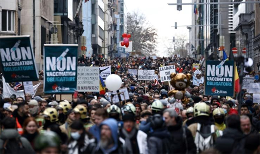 Les pancartes de Civitas le 5 décembre dernier à Bruxelles