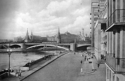 Grand Pont de pierre (reconstruit)