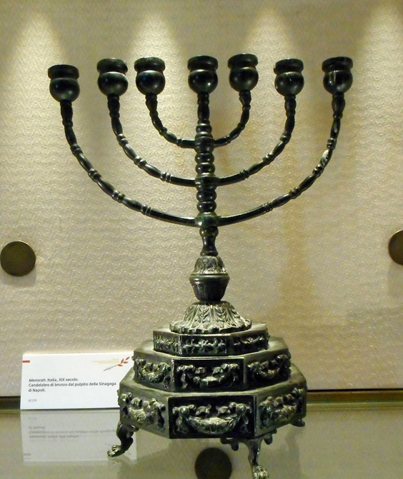 Menorah de la synagogue de Naples, 19e siècle