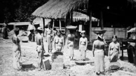 Travailleurs journaliers dans la production de café au Guatemala en 1875