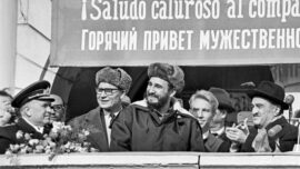 Fidel Castro en URSS social-impérialiste, à Mourmansk