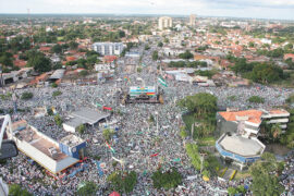 Grande manifestation dite du million à Santa Cruz en 2006