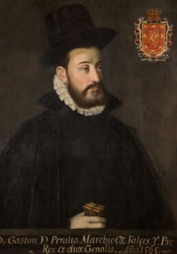Le marquis Gastón de Peralta ne fut que brièvement (pour une seule année) le quatrième Vice-roi d’Espagne (en 1566-1567), puisqu’il fut ramené en catastrophe dans la métropole, suspecté de vouloir prendre le contrôle du territoire par un soulèvement