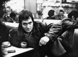 Andreas Baader à Paris en 1969, alors qu’il venait discuter secrètement avec des dirigeants de la Gauche Prolétarienne