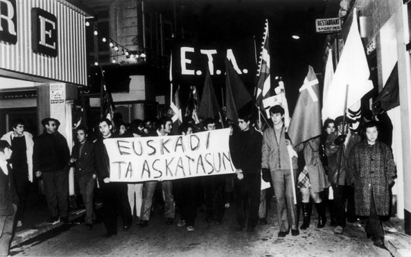 Manifestation indépendantiste pro-ETA à Bayonne contre le procès de Burgos, 1970
