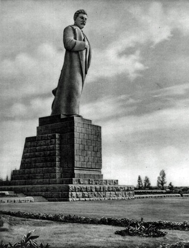 Monument à Staline, Canal de Moscou