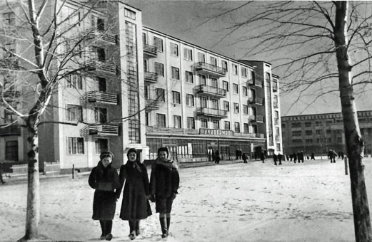 Habitations et magasin à Stalinsk